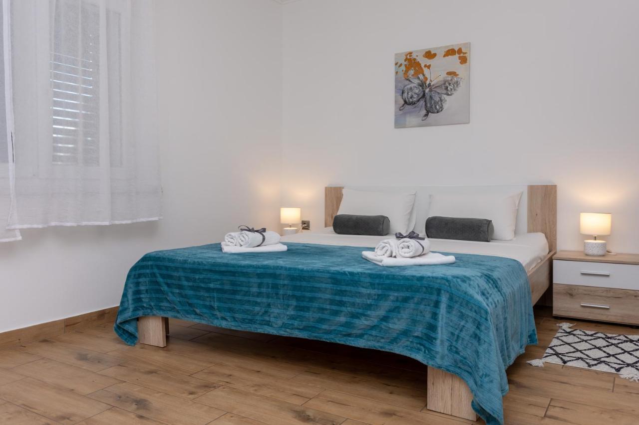 Blue Mile Apartman Split Exterior photo
